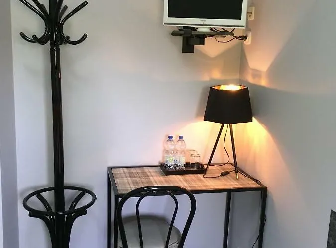 Bed & Breakfast Hotelowe Dux Łódź